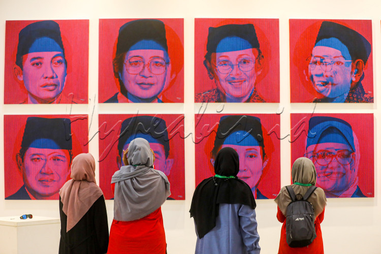 PAMERAN MERAJUT PERSATUAN