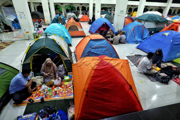 Bermunajat di Pengujung